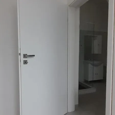 Apartment Deri Kert Apartmanhaz B