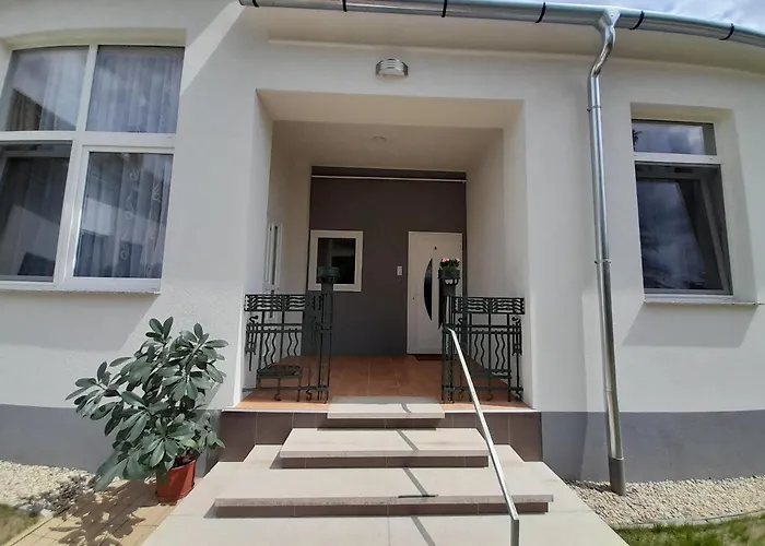 Lejlighed Deri Kert Apartmanhaz B *