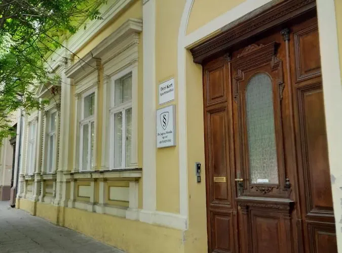 Appartement Déri Kert B *