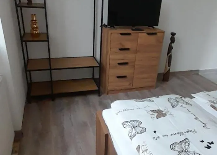 Lejlighed Deri Kert Apartmanhaz B
